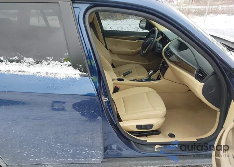 2015 BMW X1 xDrive28I from USA, damaged, VIN WBAVL1C55FVY30413